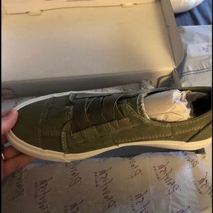 Blowfish Malibu Women's Marley Sneaker